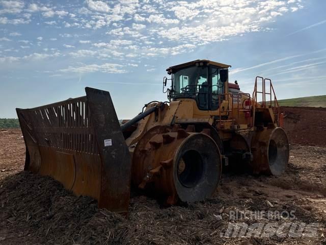Volvo LC450H Compactoare sol