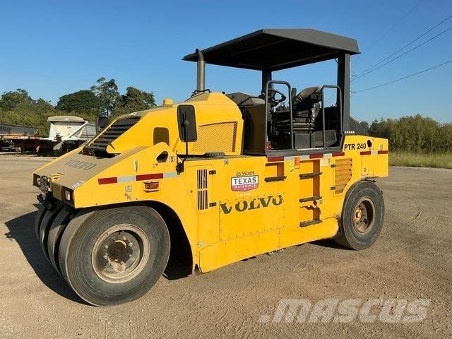 Volvo PTR240 Cilindri compactori cu roti