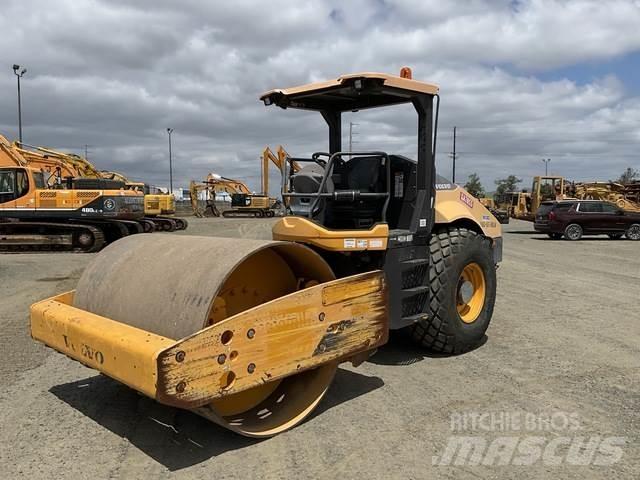 Volvo SD115 Compactoare monocilindrice