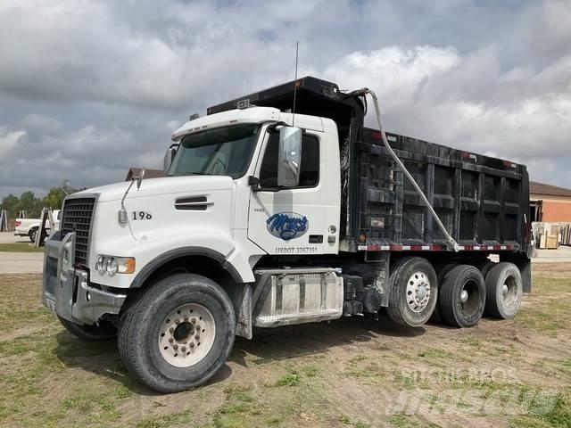 Volvo VHD Autobasculanta