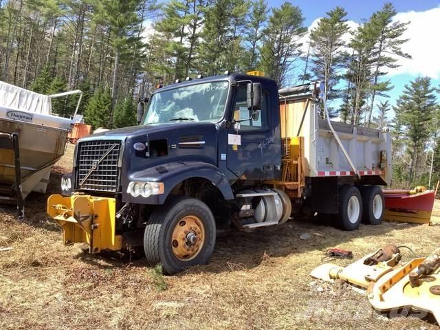 Volvo VHD Autobasculanta