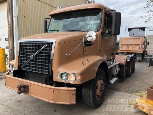 Volvo VHD Autotractoare