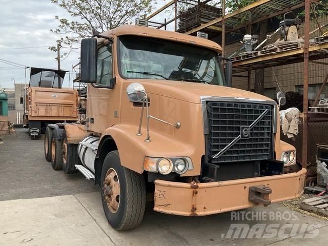 Volvo VHD Autotractoare