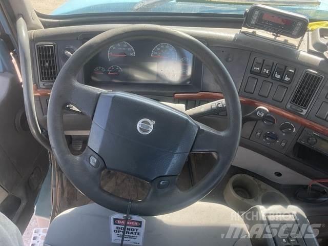Volvo VHD104F Altele