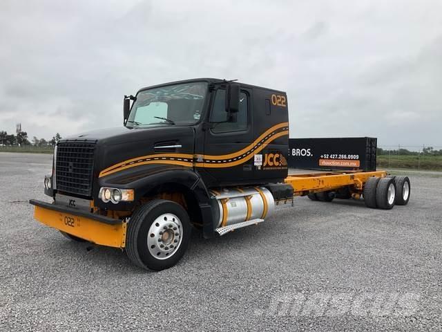 Volvo VHD64F Cabine si interior