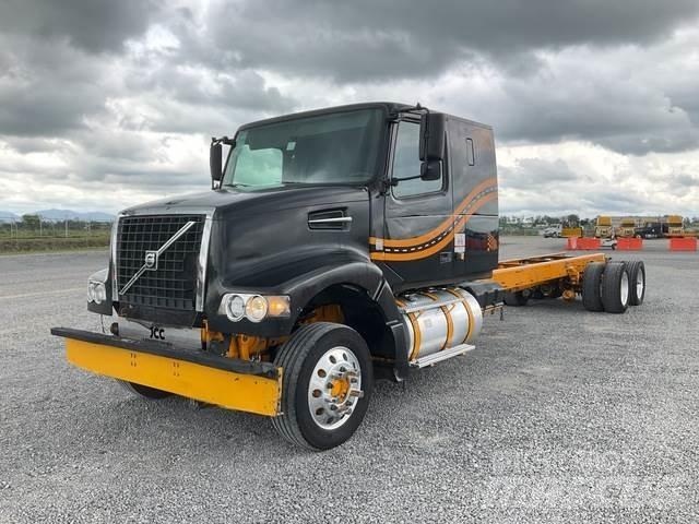 Volvo VHD64F Cabine si interior