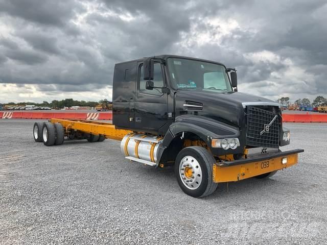 Volvo VHD64F Cabine si interior