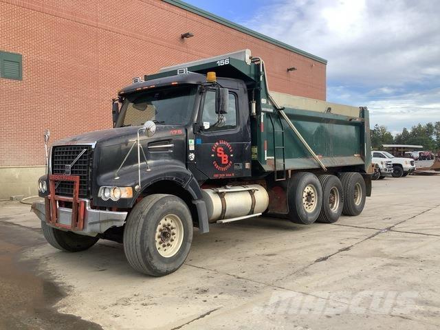Volvo VHD84F Autobasculanta