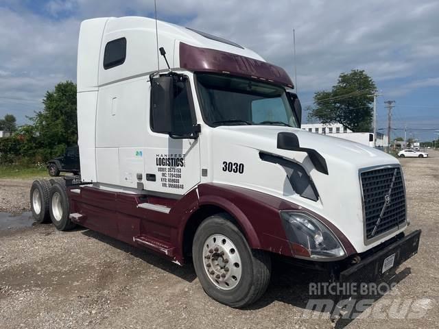 Volvo VNL Autotractoare