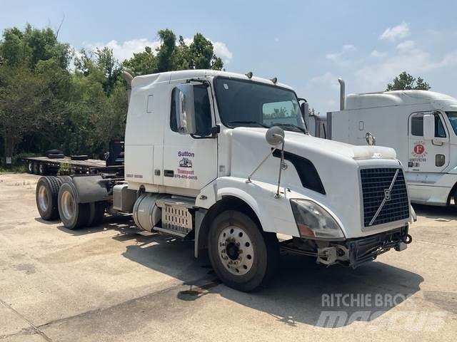 Volvo VNL Autotractoare