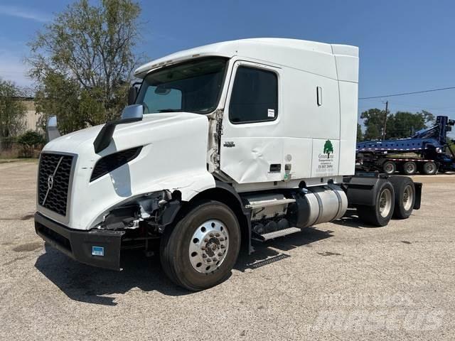 Volvo VNL Autotractoare