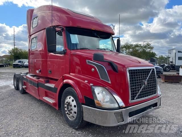 Volvo VNL Autotractoare
