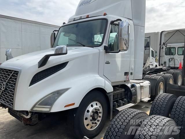 Volvo VNL Autotractoare
