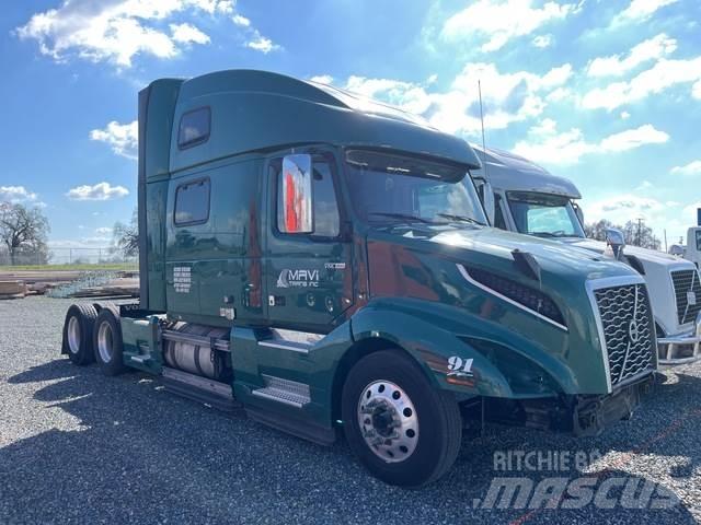 Volvo VNL Autotractoare