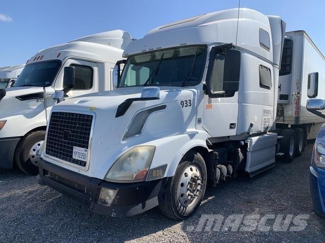 Volvo VNL Autotractoare