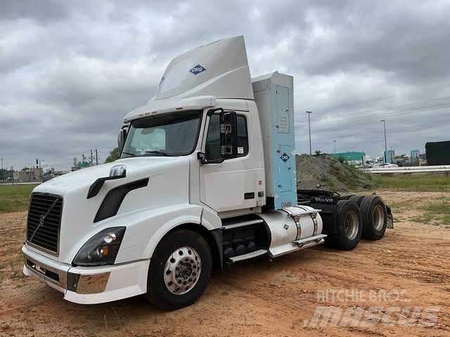 Volvo VNL Autotractoare