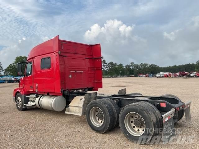 Volvo VNL Autotractoare
