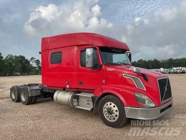 Volvo VNL Autotractoare