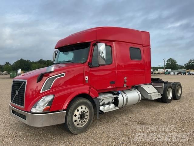 Volvo VNL Autotractoare