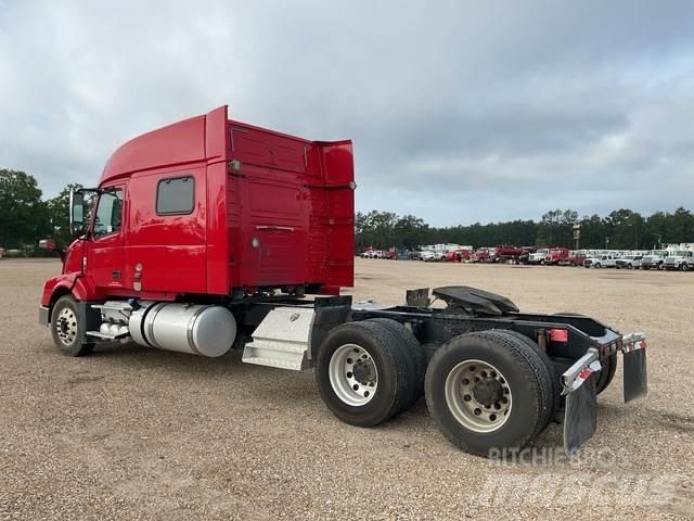 Volvo VNL Autotractoare