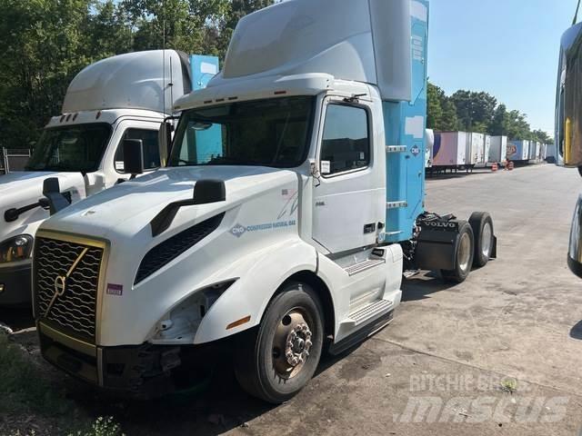 Volvo VNL Autotractoare