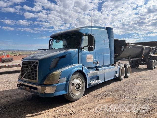 Volvo VNL Autotractoare