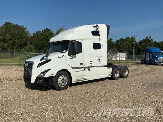 Volvo VNL Autotractoare