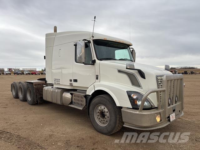 Volvo VNL Autotractoare