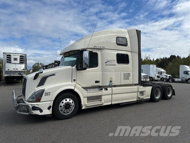 Volvo VNL 780 Autotractoare