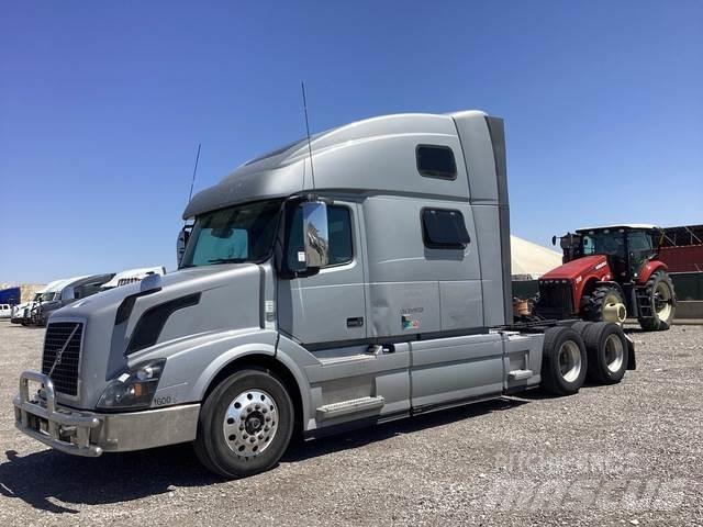 Volvo VNL64780 Autotractoare