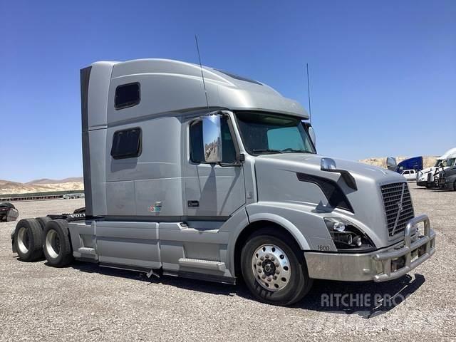 Volvo VNL64780 Autotractoare