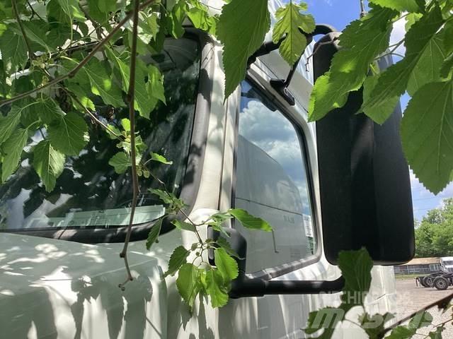 Volvo VNL740 Autotractoare