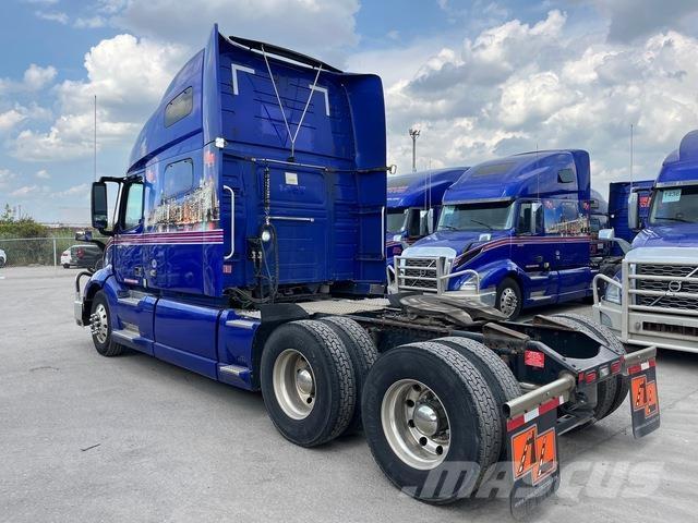 Volvo VNL760 Autotractoare