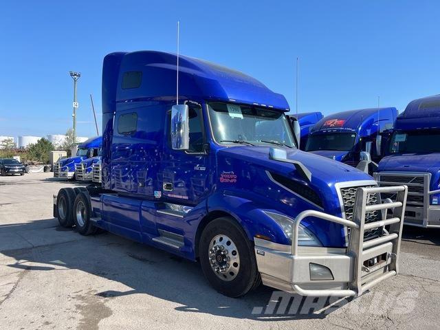 Volvo VNL760 Autotractoare