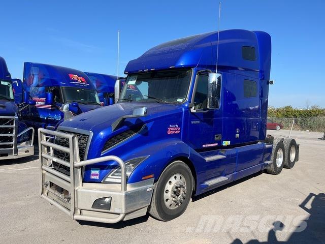 Volvo VNL760 Autotractoare