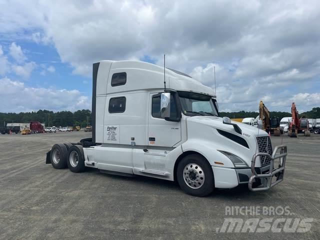 Volvo VNL860 Autotractoare