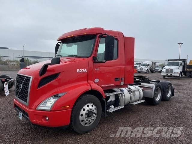 Volvo VNR Autotractoare