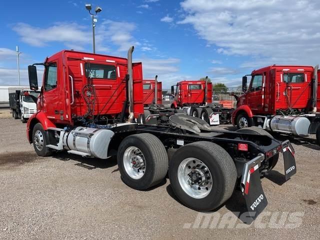 Volvo VNR Autotractoare
