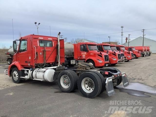 Volvo VNR Autotractoare