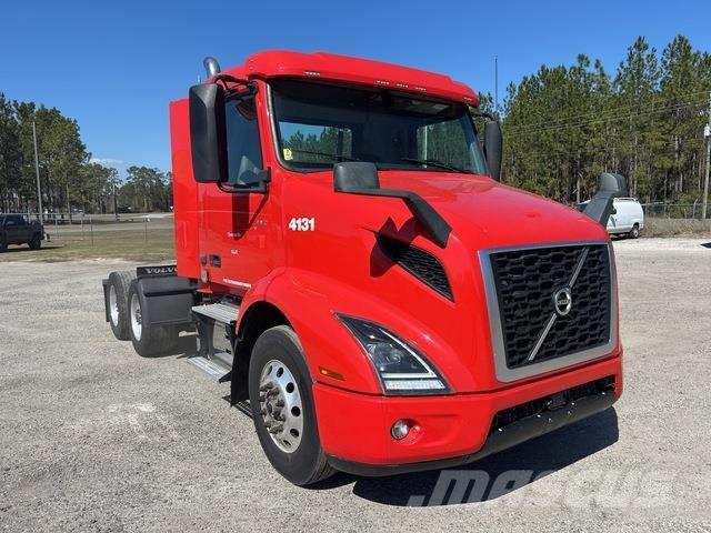 Volvo VNR Autotractoare