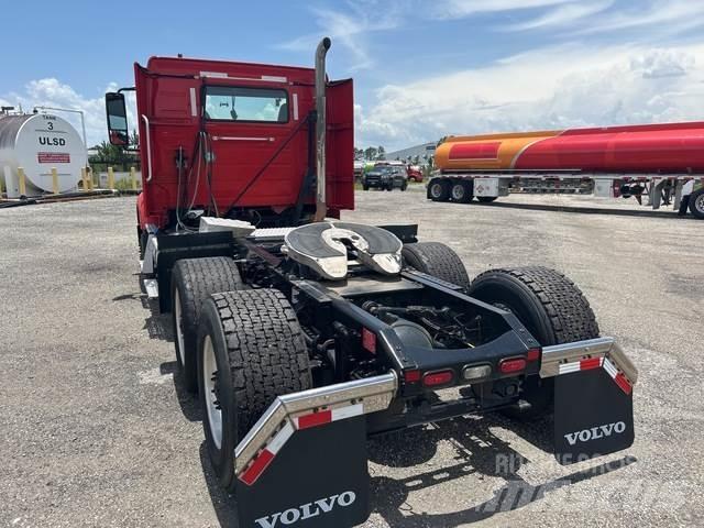 Volvo VNR Autotractoare