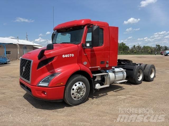 Volvo VNR Autotractoare