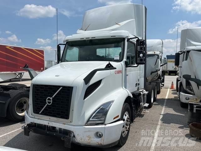 Volvo VNR Autotractoare