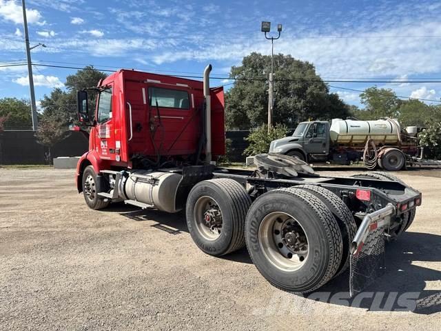 Volvo VNR Autotractoare