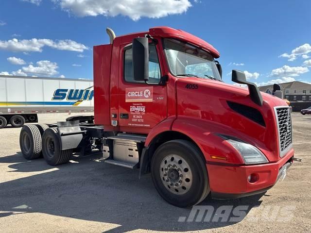 Volvo VNR Autotractoare