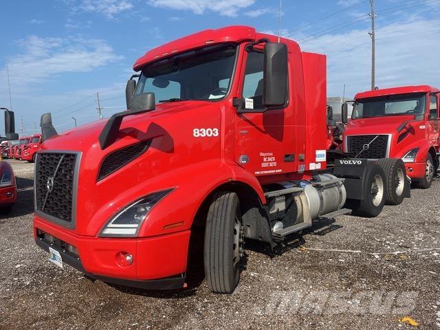 Volvo VNR Autotractoare