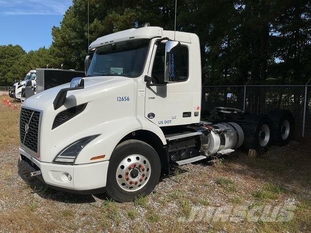 Volvo VNR Autotractoare