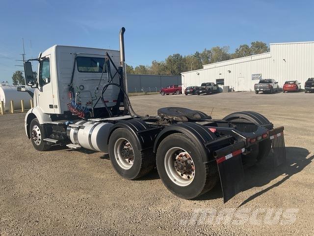 Volvo VNR Autotractoare