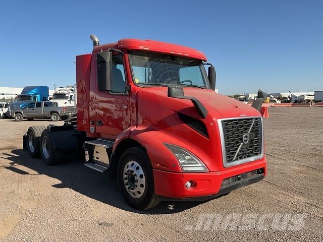 Volvo VNR Autotractoare