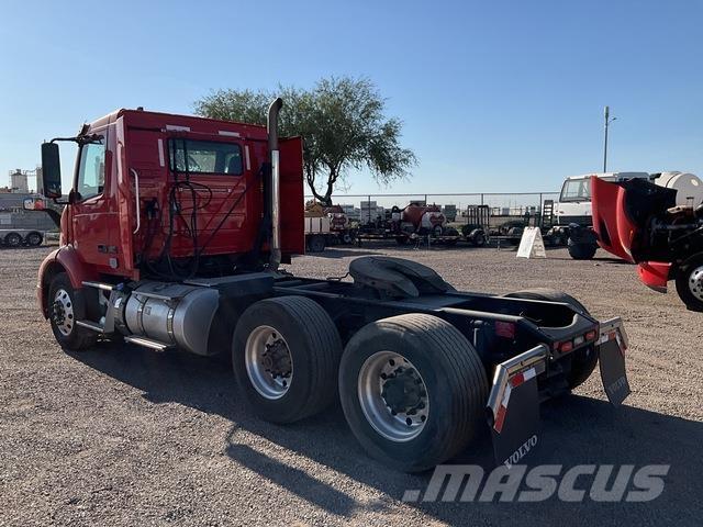 Volvo VNR Autotractoare